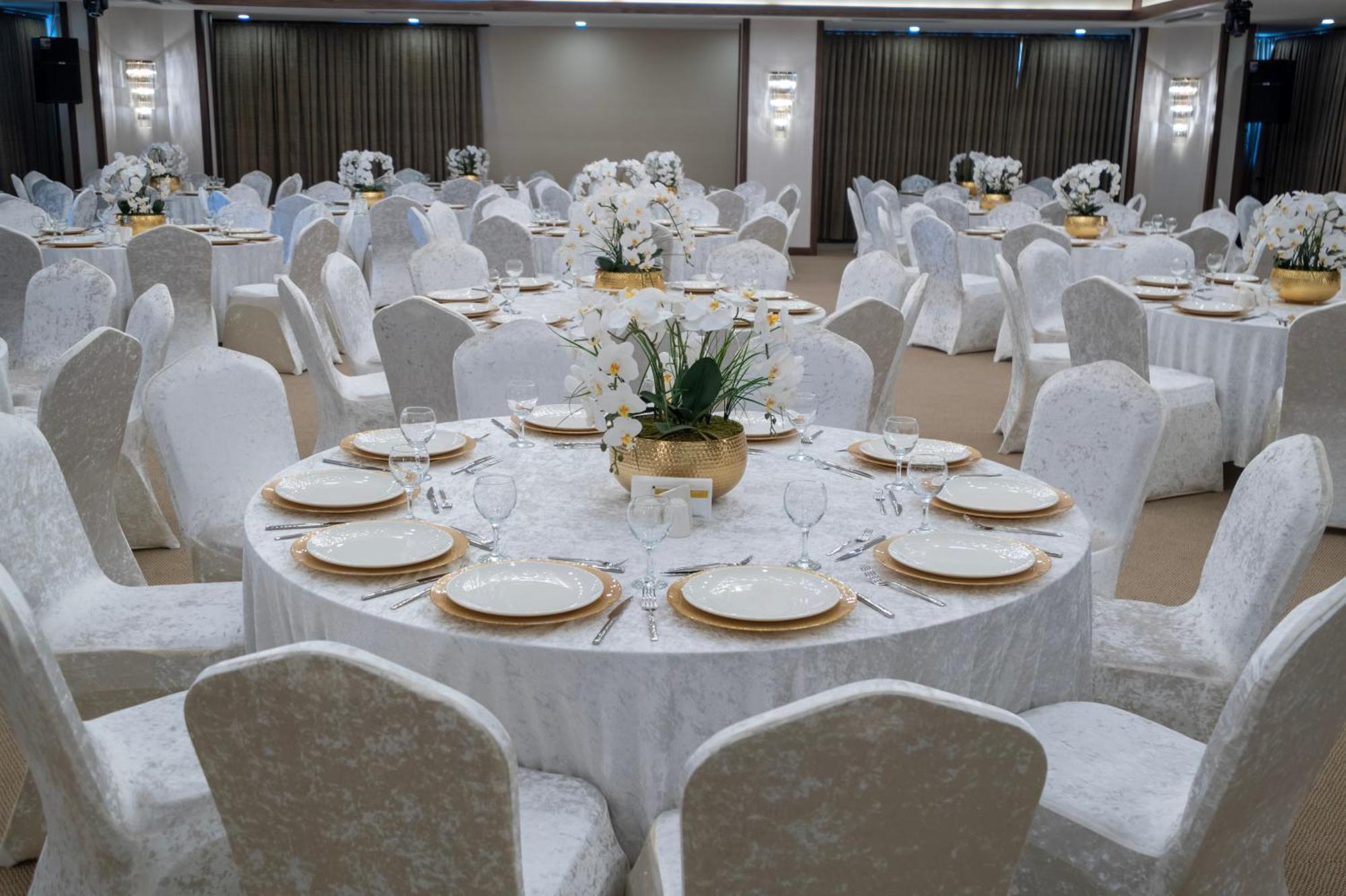 Park Dedeman Mersin Marina Çiftlik Eksteriør billede