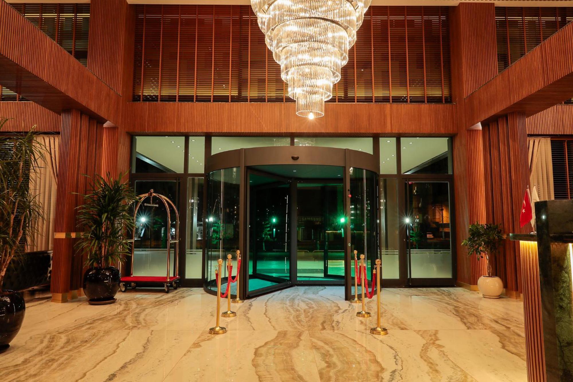 Park Dedeman Mersin Marina Çiftlik Eksteriør billede
