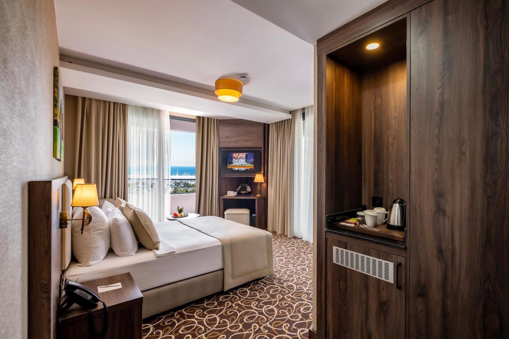 Park Dedeman Mersin Marina Çiftlik Eksteriør billede